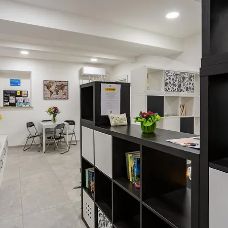 Petite House *